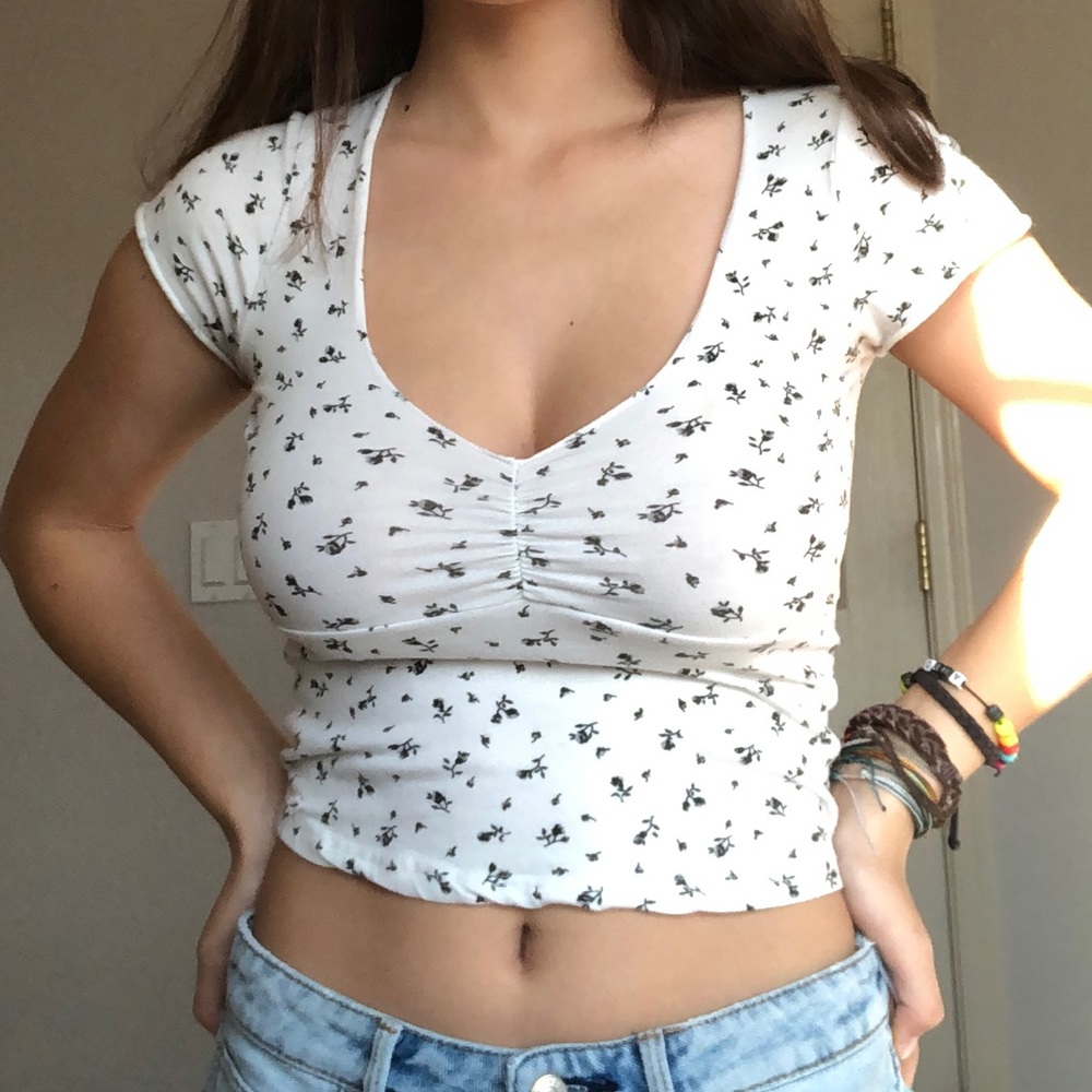 Brandy Melville Gina Top